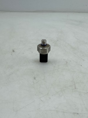 Ford Fiesta ST 2014 Czujnik ciśnienia paliwa