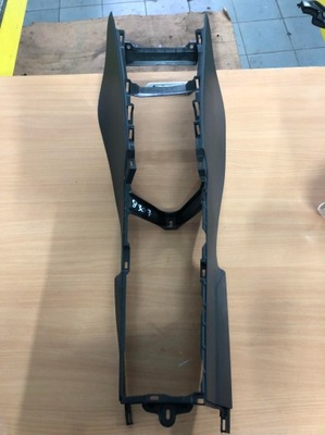 Toyota yaris iv 2020- туннель средний фото №1