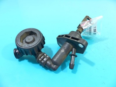 Помпа зчеплення suzuki kizashi 23810-79j01 2.4 фото №1