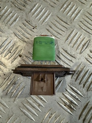 Jeep commander xk резистор вентилятор фото №1