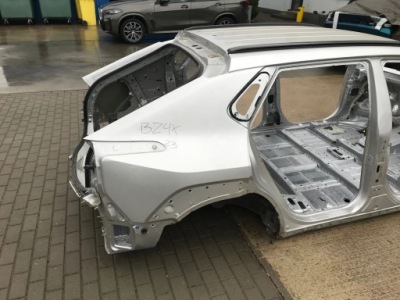 Toyota bz4x subaru solterra 2023 чверть крила обшивка правий задня задня фото №1