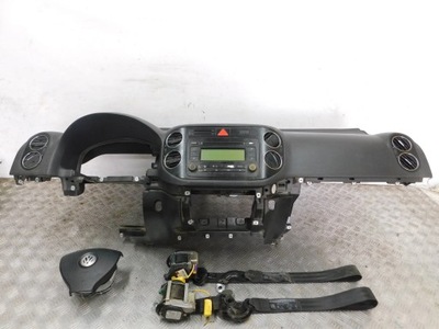 Панель приладів консоль подушка безпеки ремені vw golf v 5 plus фото №1