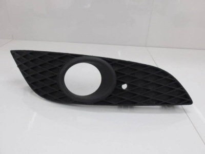Opel astra h 3 решётка бампер правая  перед фото №1