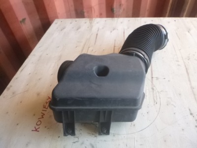 Chrysler town country caravan резонатор воздуха труба фото №1