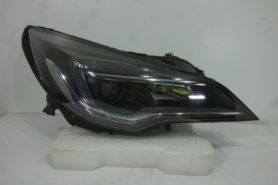 Лампа перед права opel astra k v 39047199 лінза з led фото №1