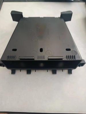 Bmw x5 f15 бардачок фото №1