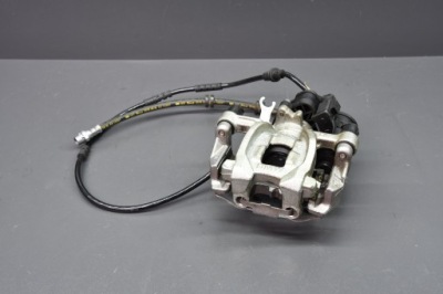 Суппорт прижим левый задняя пабтрубок  bmw 1 f40 2 f44 x1 f48 фото №1