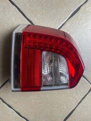 Volvo V70 XC70 lampa tylna lewa LED Europa oryginał
