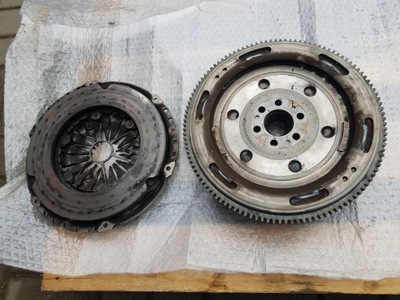 Колесо двухмассовый прижим сцепления vw amarok cdca cne фото №1