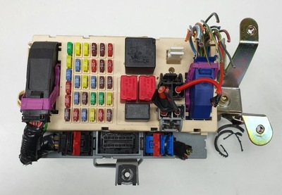 Коробка предохранителей alfa romeo 147 1.6 60698109 фото №1