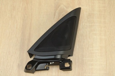 Оригинальный треугольник защита динамика правый перед bmw g26 7945904 17km! фото №1