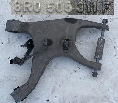 Важіль лівий задня audi a8 8r0505311f фото №1