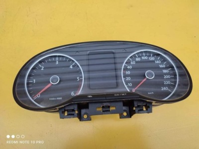 Vw polo 6r прилади лічильник eu. фото №1