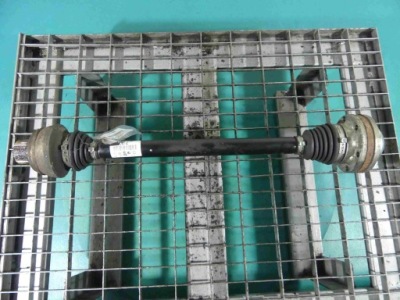 Приводной вал правый  audi a6 c7 3.0 tfsi 4g 8r0501203c фото №1