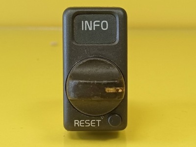 Переключатель reset информация volvo v70 9162959 nr531 фото №1