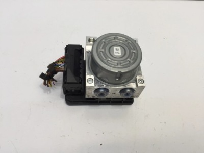 Bmw 2 f22 f23 2.0 2019 насос abs тормозная 6897113 фото №1