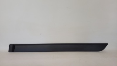 Suzuki sx4 s-cross 17r- молдинг двері ліва задня фото №1