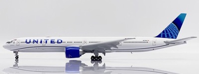 Model samolotu Boeing 777-300 UNITED 1:400 N2749U