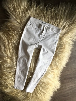 cubus spodnie dżinsowe rozciągliwe białe 152 cm