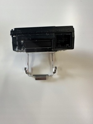 Audi q5 fy камера ассистент поперечина движения 80a907217a фото №1