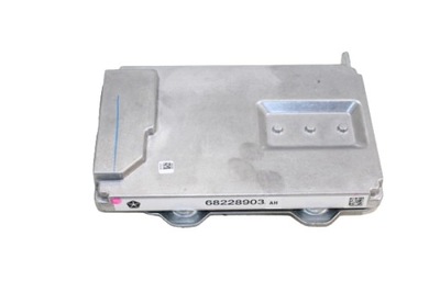 Chrysler pacifica 2017- підсилювач підсилювач 68228903ah фото №1