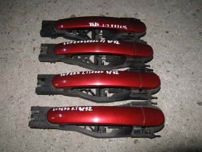 Ручка двері задня skoda superb i 9892 фото №1