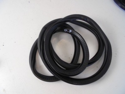 Прокладка дверь правый перед citroen ds3 crossback 2020 rok фото №1