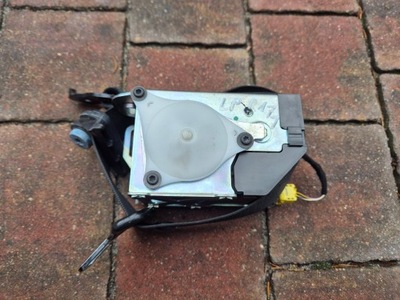 Pas безопасности левый перед mercedes slk r171 фото №1