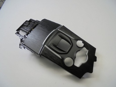 Кронштейн na чашки тунель alfa romeo stelvio 2016- фото №1