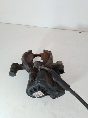 SOPORTE DE FRENADO DERECHA PARTE TRASERA AUDI A3 8V 5Q0615406EE ALL/19  