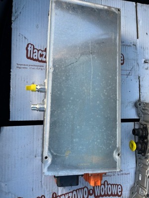 Аккумулятор зарядное устройство напряжения porsche taycan 21r фото №1