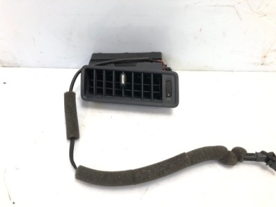 Audi a8 d3 решётка обдув стойка правая 4e0819704c фото №1