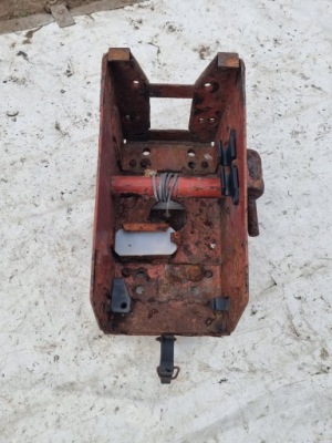 Підйомник кронштейн колеса запасного iveco eurocargo фото №1