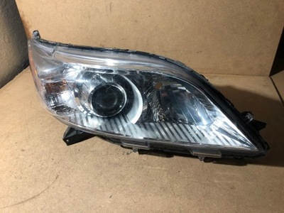 Лампа права перед toyota sienna фото №1