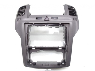Панель рамка радио opel zafira b 13162556 фото №1
