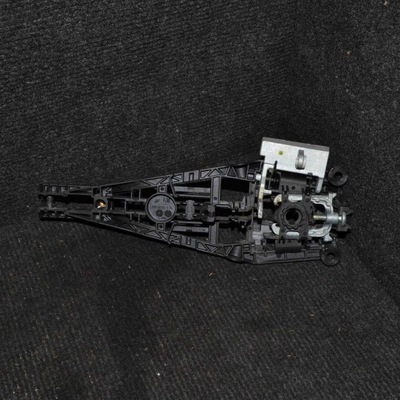 Рамка ручка передніх правих двері opel insignia a sedan g09 13503892 фото №1