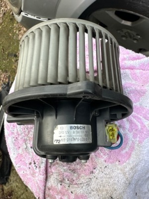 Bosch 0130111191 dmuchawa