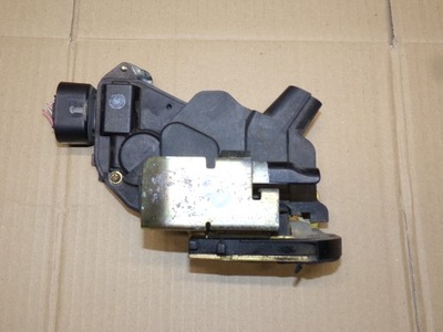 Замок дверь левый перед 4 pin previa ii europa фото №1