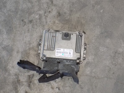 Бортовой компьютер блок управления kia ceed 0281016571 фото №1