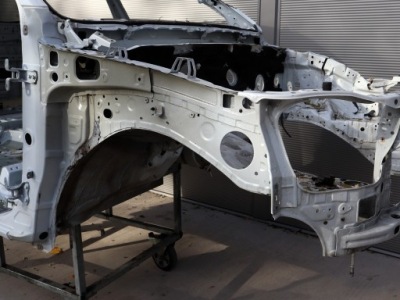 Чверть права передня лонжерон toyota hilux viii 15- r. 089 фото №1