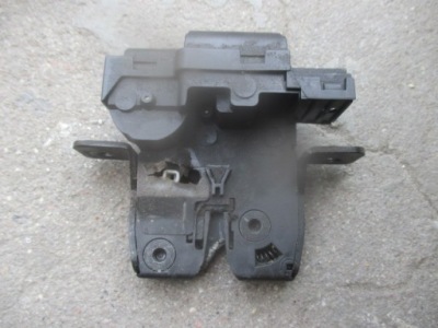 Renault laguna ii 2 замок крышки kombi фото №1