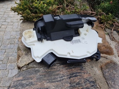 Amarok scirocco замок двері лівий перед 5n1837015e фото №1