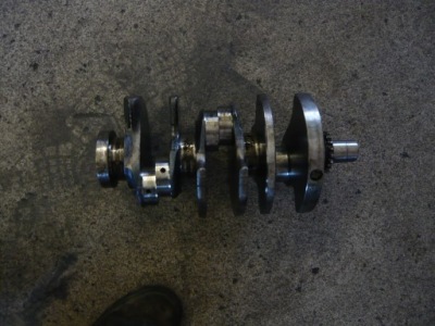 Wał колінчастий bdg vw audi фото №1