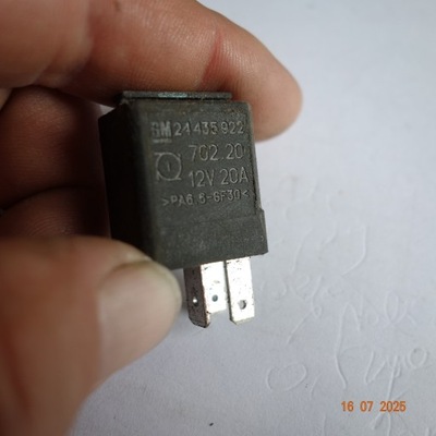 Реле gm 24435922 opel фото №1