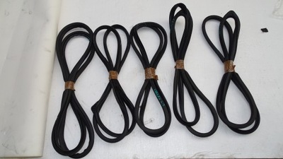 Прокладка двері права задня kia carens iv 2013- фото №1