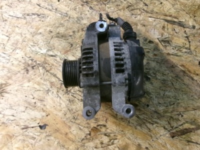 Toyota avensis ii t25 генератор 2.2 d-cat фото №1