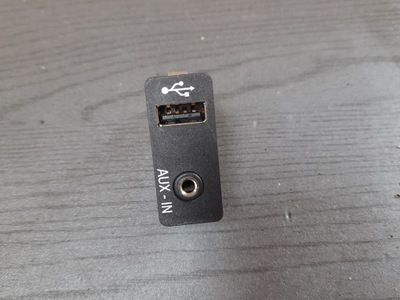 Bmw x1 e84 роз'єм usb aux фото №1