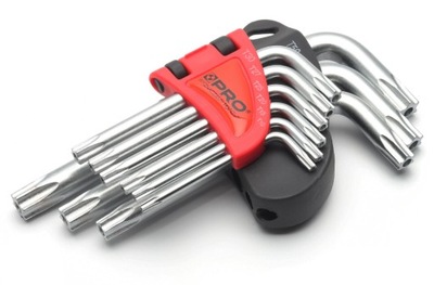 КОМПЛЕКТ TORX 9 КЛЮЧЕЙ В ПОЛЬШЕ TORX Z OTWOREM, KRÓTKICH WT-09-TOK PRO