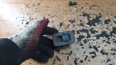 Audi a2 перемикач скло лівий задня фото №1