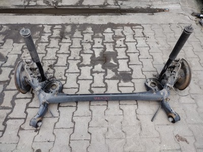 Oś задняя балка toyota yaris iii lift фото №1